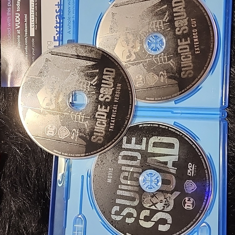 Suicide Squad Extended Cut Blu-ray. PG-13.  3-DVD SET - Picture 6 of 11
